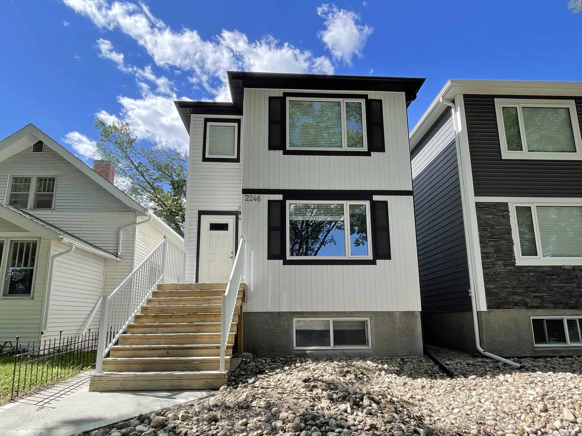 Rental home at 2246 Winnipeg Street in the Heritage neighbourhood, Regina, Saskatchewan close to the Regina General Hospital