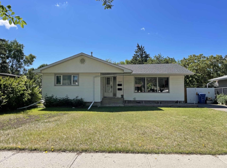 Rental home at 2417 Gordon Road in Whitmore Park, Regina, Saskatchewan close to the University of Regina